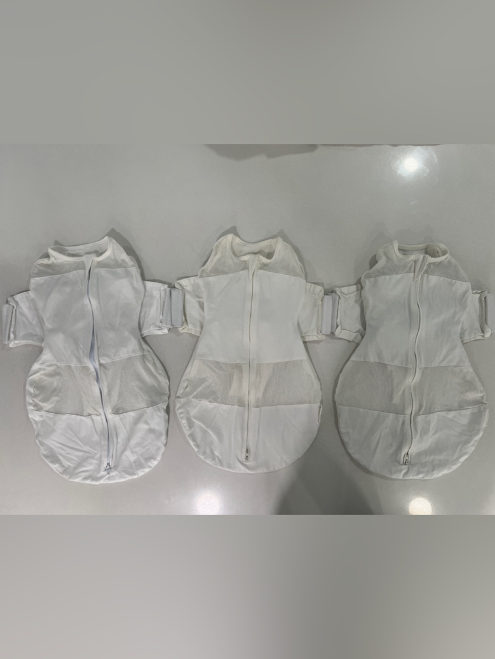 Snoo Happiest Baby White Baby Sleep Sacks with Zipper Closure - Size S (5-12lbs)